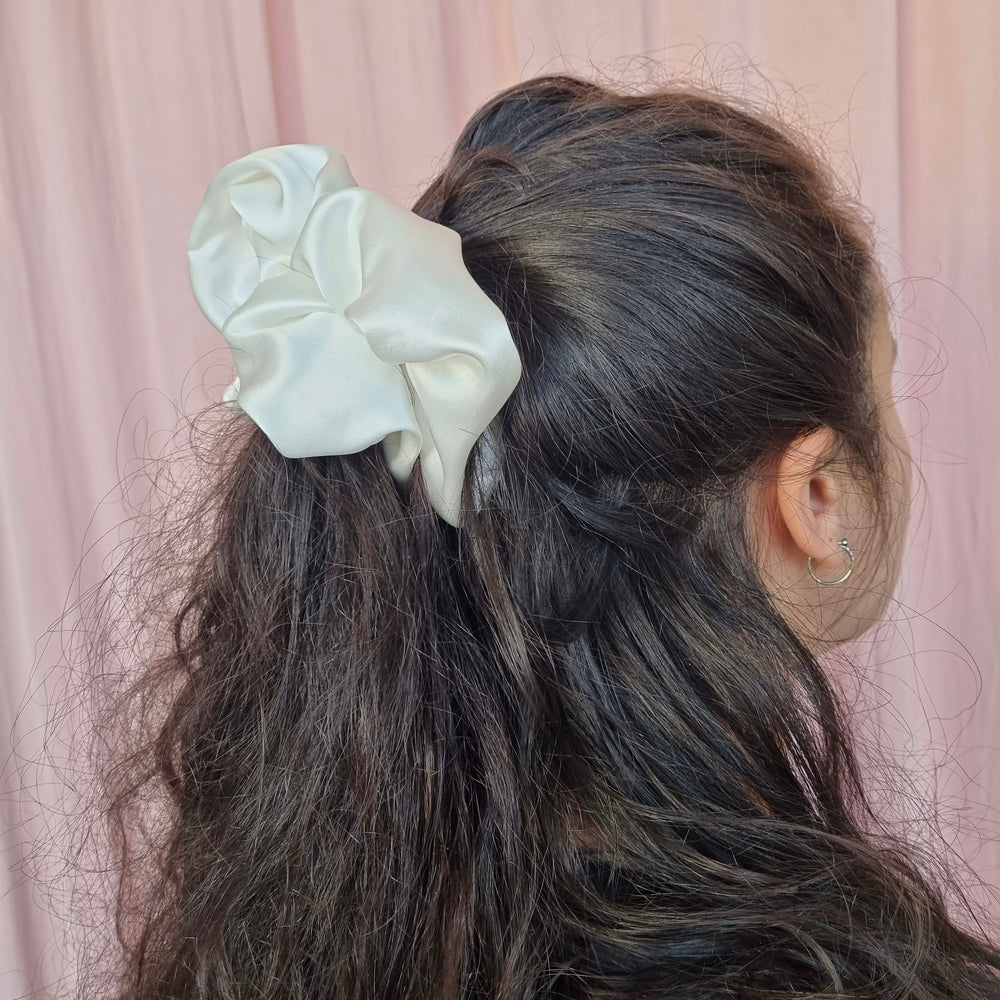 Silk Scrunchie | Grand | 34 colours